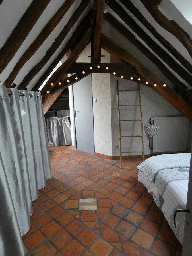 Maison De Charme Pres De Beauval Saint-Cyran-du-Jambot Eksteriør bilde