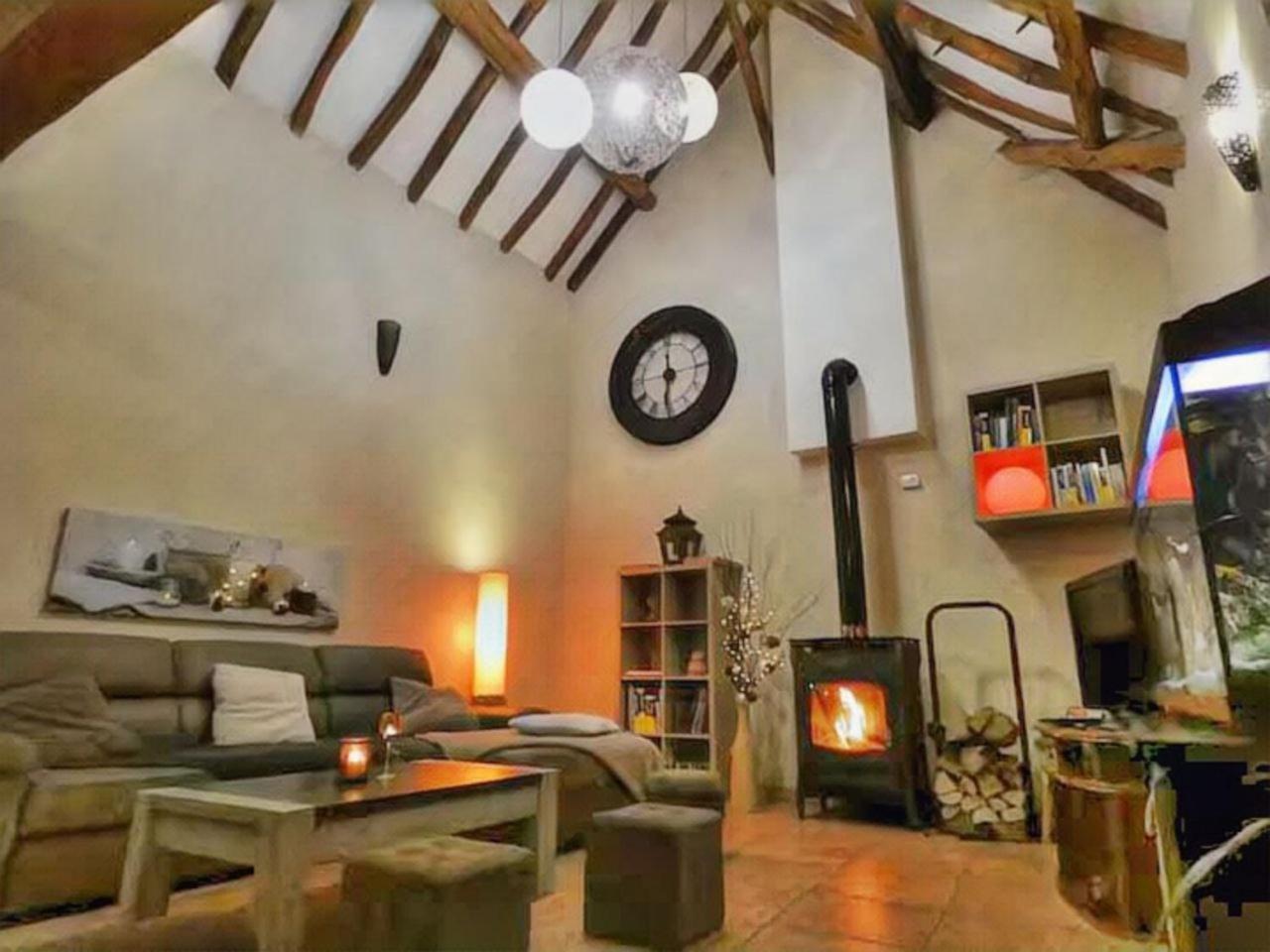 Maison De Charme Pres De Beauval Saint-Cyran-du-Jambot Eksteriør bilde